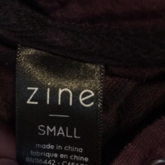 tie dye cropped hoodie - Picture 3 of 4